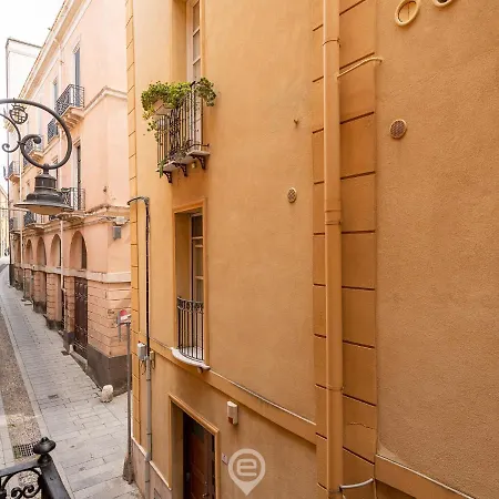 Modern Gem In Castello Appartamento *