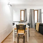 Modern Gem In Castello *